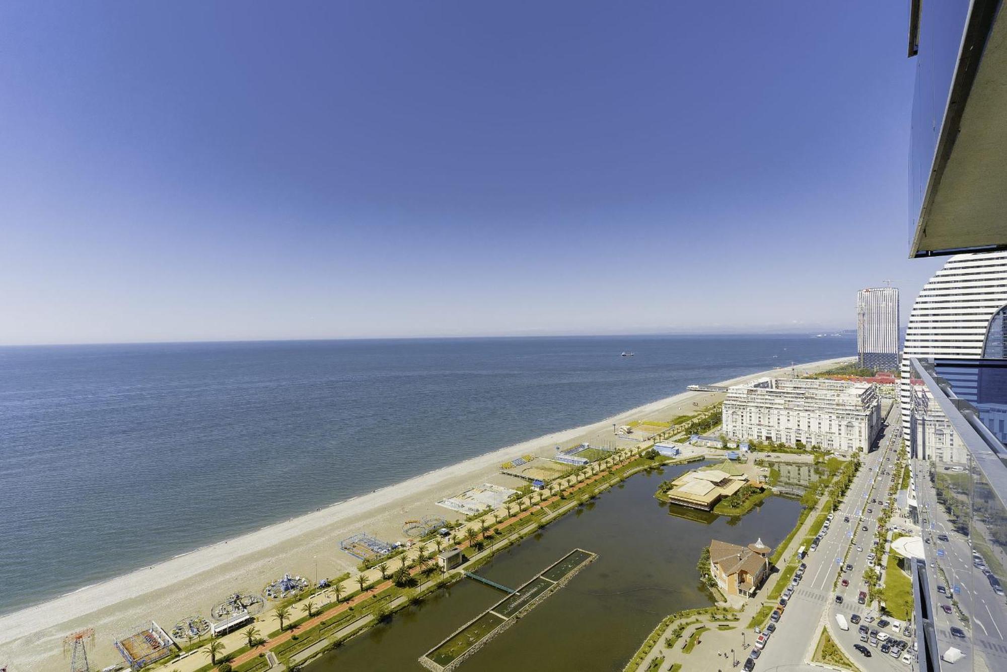 Deluxe Sea View Aparthotel&Batumi Beach Resort Exterior foto